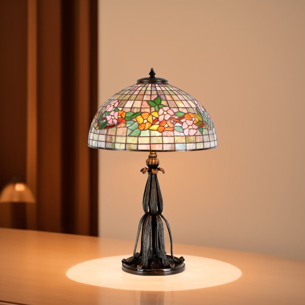 Belted Dogwood Tiffany Lamp C.1910 茱萸花