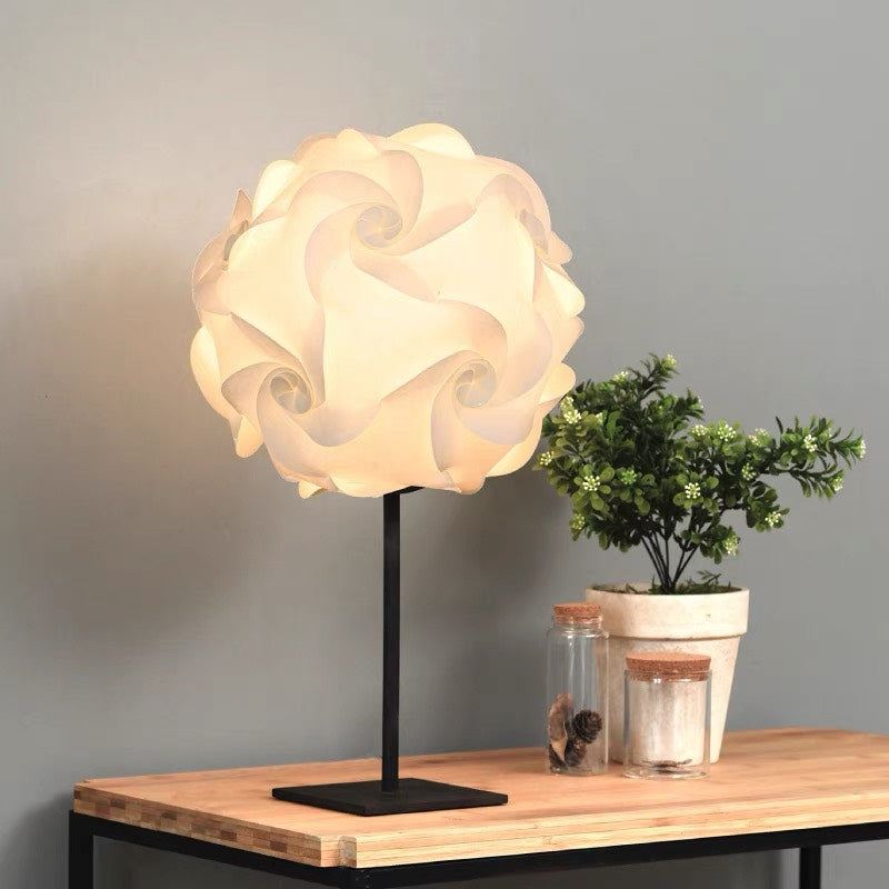 IQ Light Table lamp 桌燈